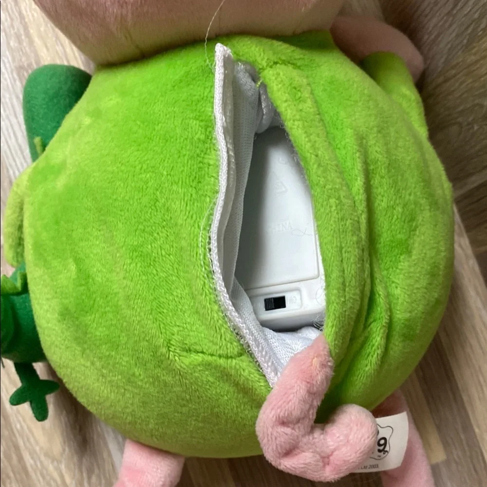 Peppa Pig Plush with Green Dinosaur Shirt vintage peppa pig george